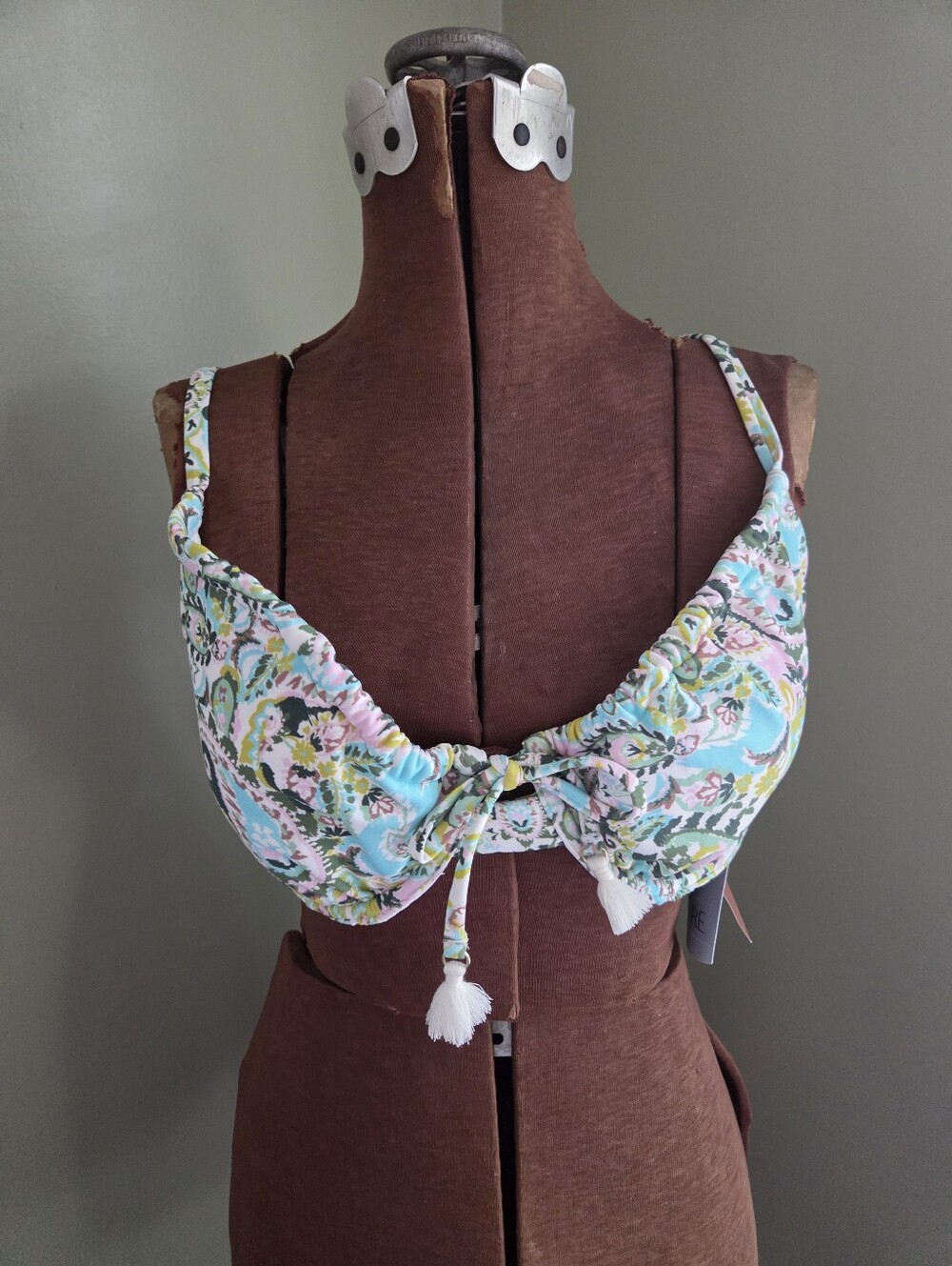 New Shade & Shore Size D/DD Paisley Bikini Top